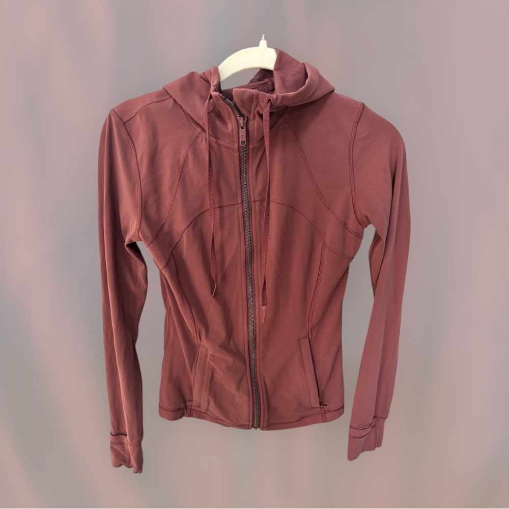 Lululemon Hooded Define Jacket
Nulu - Picture 5 of 7